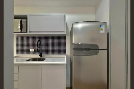 Cozinha de kitnet/studio para alugar com 1 quarto, 25m² em Perdizes, São Paulo