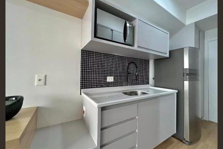 Cozinha de kitnet/studio para alugar com 1 quarto, 25m² em Perdizes, São Paulo
