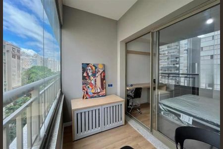 Varanda de kitnet/studio para alugar com 1 quarto, 25m² em Perdizes, São Paulo