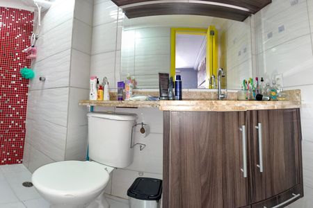 Apartamento à venda com 96m², 4 quartos e 1 vaga Apartamento à venda com 96m², 4 quartos e 1 vagaBanheiro da Suíte 1