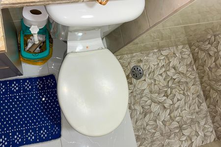 Apartamento à venda com 96m², 4 quartos e 1 vaga Apartamento à venda com 96m², 4 quartos e 1 vagaBanheiro