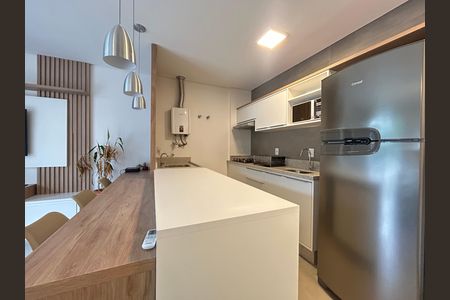 Cozinha de kitnet/studio para alugar com 1 quarto, 40m² em Agronômica, Florianópolis