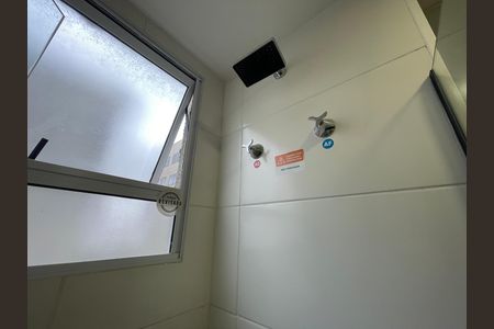 Banheiro de apartamento à venda com 2 quartos, 42m² em Jardim Arpoador, São Paulo