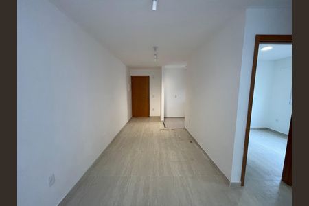 Apartamento para alugar com 42m², 2 quartos e 1 vaga Apartamento para alugar com 42m², 2 quartos e 1 vagaSala