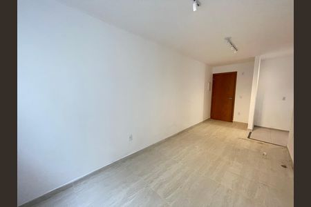 Apartamento para alugar com 42m², 2 quartos e 1 vaga Apartamento para alugar com 42m², 2 quartos e 1 vagaSala