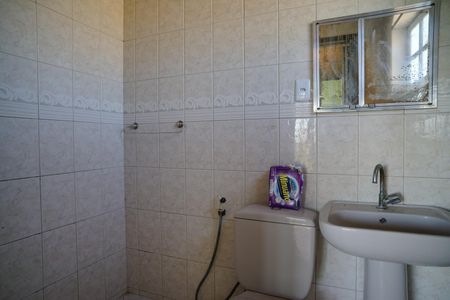 Casa para alugar com 70m², 2 quartos e sem vaga Casa para alugar com 70m², 2 quartos e sem vagaBanheiro do Quarto 3