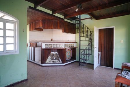 Casa para alugar com 70m², 2 quartos e sem vaga Casa para alugar com 70m², 2 quartos e sem vagaSala