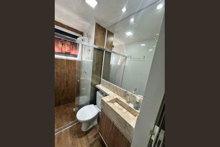Banheiro de apartamento para alugar com 2 quartos, 39m² em Nova Brasília, Salvador