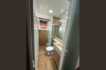 Banheiro de apartamento para alugar com 2 quartos, 39m² em Nova Brasília, Salvador