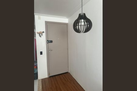 Entrada de apartamento para alugar com 2 quartos, 39m² em Nova Brasília, Salvador