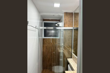 Banheiro de apartamento para alugar com 2 quartos, 39m² em Nova Brasília, Salvador