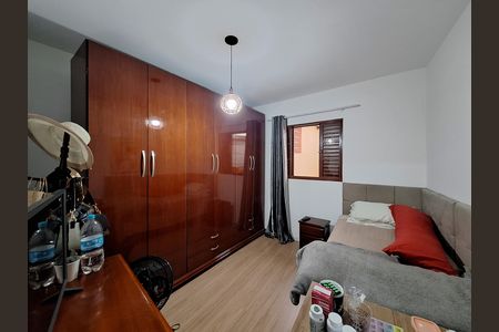 Casa para alugar com 125m², 2 quartos e 2 vagas Casa para alugar com 125m², 2 quartos e 2 vagasQuarto 2
