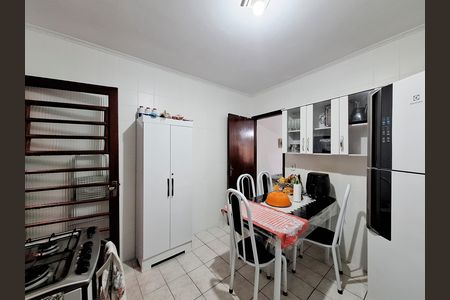 Cozinha de casa para alugar com 2 quartos, 125m² em Jardim Peri, São Paulo