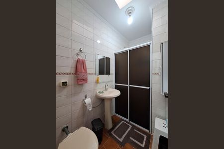 Casa para alugar com 125m², 2 quartos e 2 vagas Casa para alugar com 125m², 2 quartos e 2 vagasBanheiro
