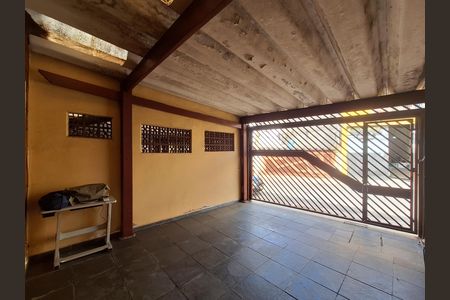 Casa para alugar com 125m², 2 quartos e 2 vagas Casa para alugar com 125m², 2 quartos e 2 vagasGaragem