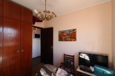 Quarto 2 de casa à venda com 4 quartos, 450m² em Conceição, Diadema