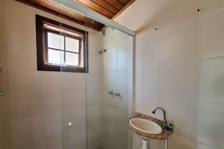 Banheiro Social de casa à venda com 4 quartos, 350m² em Serra Grande, Niterói