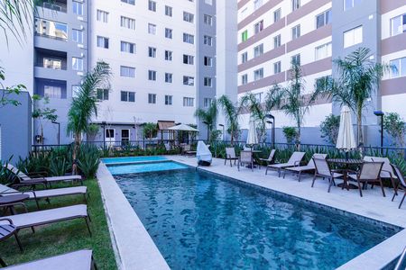 Apartamento para alugar com 40m², 2 quartos e sem vaga Apartamento para alugar com 40m², 2 quartos e sem vagaÁrea comum - Piscina
