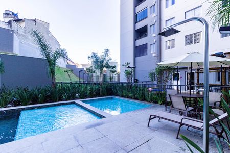 Apartamento para alugar com 40m², 2 quartos e sem vaga Apartamento para alugar com 40m², 2 quartos e sem vagaÁrea comum - Piscina