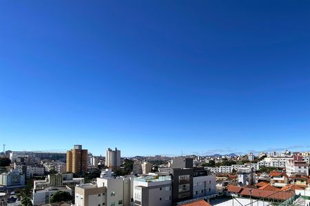 Vista Quarto 1 de apartamento para alugar com 1 quarto, 42m² em Santa Tereza, Belo Horizonte