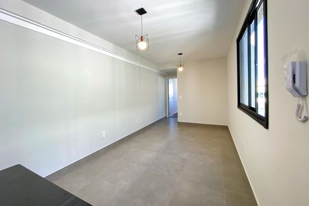 Sala de apartamento para alugar com 1 quarto, 42m² em Santa Tereza, Belo Horizonte