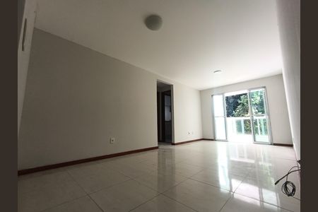 SALA de apartamento para alugar com 2 quartos, 98m² em Costazul, Rio das Ostras