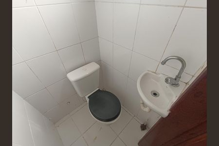 Apartamento para alugar com 98m², 2 quartos e 1 vaga Apartamento para alugar com 98m², 2 quartos e 1 vagaBANHEIRO 3 DE SERVICO