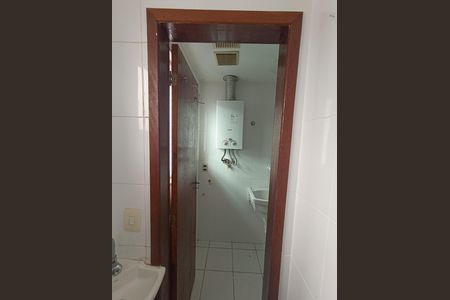 AREA SERVICO TANQUE de apartamento para alugar com 2 quartos, 98m² em Costazul, Rio das Ostras