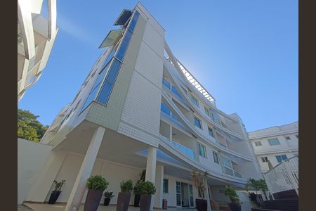 Apartamento para alugar com 98m², 2 quartos e 1 vaga Apartamento para alugar com 98m², 2 quartos e 1 vagaFACHADA