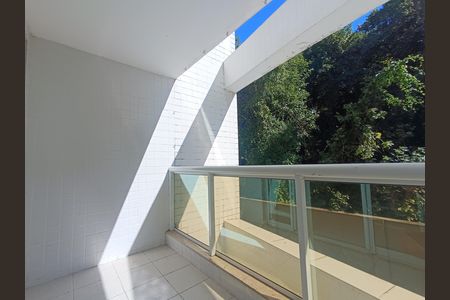 Apartamento para alugar com 98m², 2 quartos e 1 vaga Apartamento para alugar com 98m², 2 quartos e 1 vagaVARANDA DA SALA