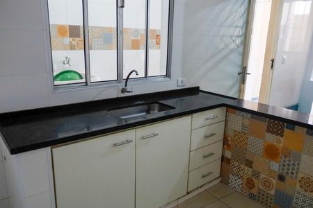 Cozinha de casa para alugar com 2 quartos, 115m² em Bela Vista, Osasco