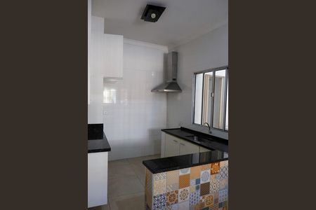 Cozinha de casa para alugar com 2 quartos, 115m² em Bela Vista, Osasco