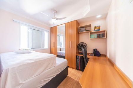 Apartamento à venda com 130m², 3 quartos e 3 vagasQuarto 2