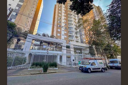Apartamento à venda com 130m², 3 quartos e 3 vagasFachada e portaria