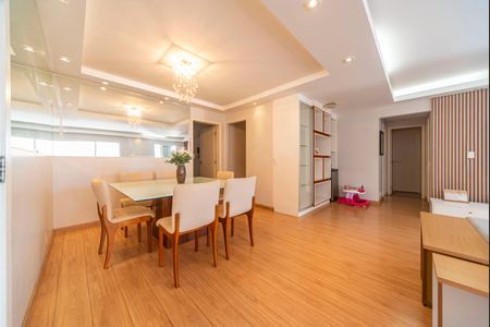 Apartamento à venda com 130m², 3 quartos e 3 vagasSala