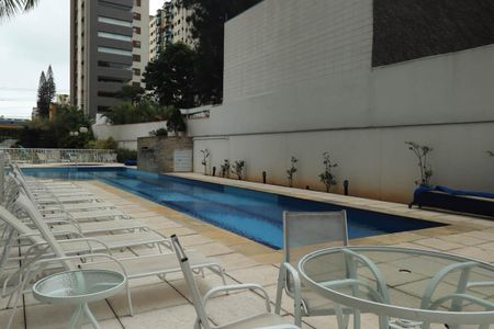 Apartamento à venda com 130m², 3 quartos e 3 vagasÁrea comum - Piscina