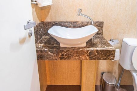 Apartamento à venda com 130m², 3 quartos e 3 vagasLavabo