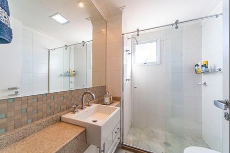 Apartamento à venda com 130m², 3 quartos e 3 vagasBanheiro do Quarto 3