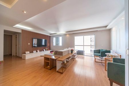 Apartamento à venda com 130m², 3 quartos e 3 vagasSala