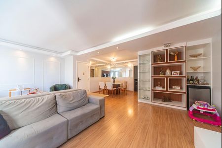 Apartamento à venda com 130m², 3 quartos e 3 vagasSala