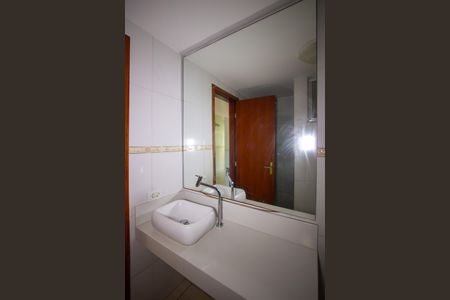 Apartamento para alugar com 68m², 2 quartos e 1 vaga Apartamento para alugar com 68m², 2 quartos e 1 vagaBanheiro
