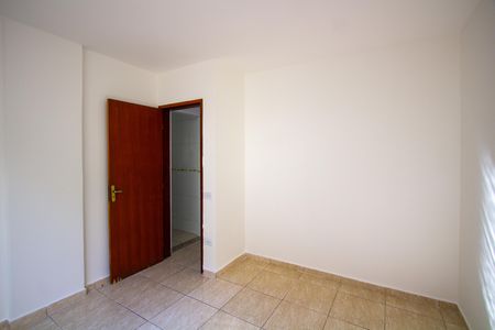 Quarto 2 de apartamento para alugar com 2 quartos, 68m² em Mutondo, São Gonçalo