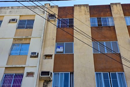 Apartamento para alugar com 68m², 2 quartos e 1 vaga Apartamento para alugar com 68m², 2 quartos e 1 vagaFachada do Prédio + placa