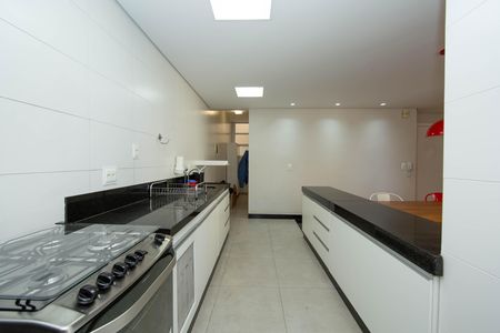 COZINHA de apartamento para alugar com 2 quartos, 60m² em Centro, Belo Horizonte