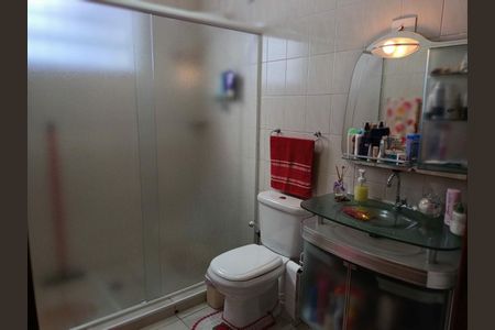 Casa à venda com 3 quartos, 168m² em Vila Carolina, São Paulo