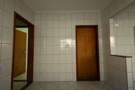 Casa para alugar com 250m², 4 quartos e 2 vagas