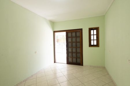 Casa para alugar com 4 quartos, 250m² em Parque Meia Lua, Jacareí