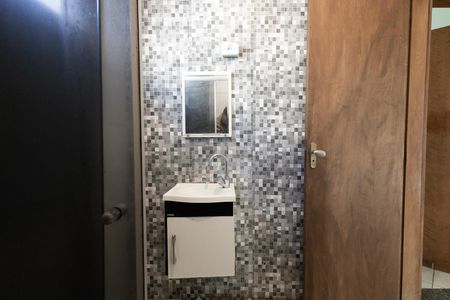 Casa para alugar com 250m², 4 quartos e 2 vagas