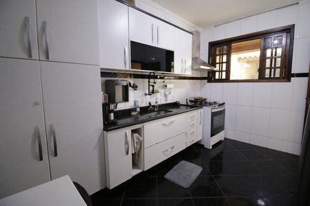 Casa para alugar com 130m², 2 quartos e 1 vagaCozinha