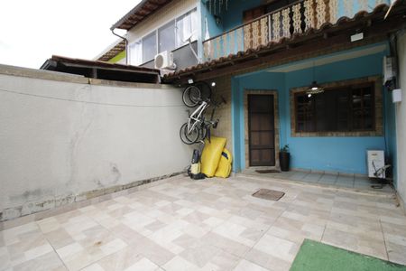 Quintal de casa para alugar com 2 quartos, 130m² em Curicica, Rio de Janeiro